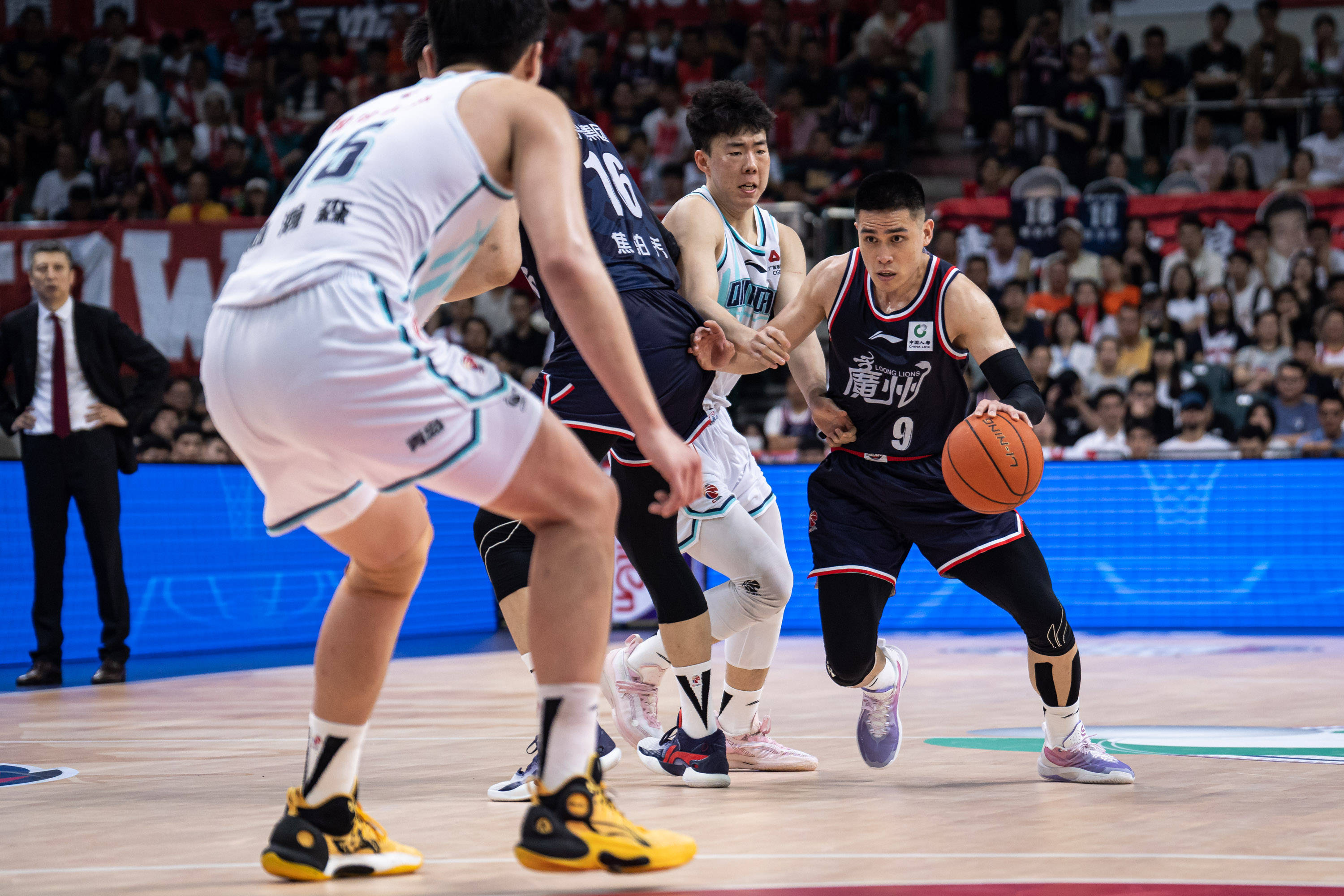 暂的上场时 暂的上场时