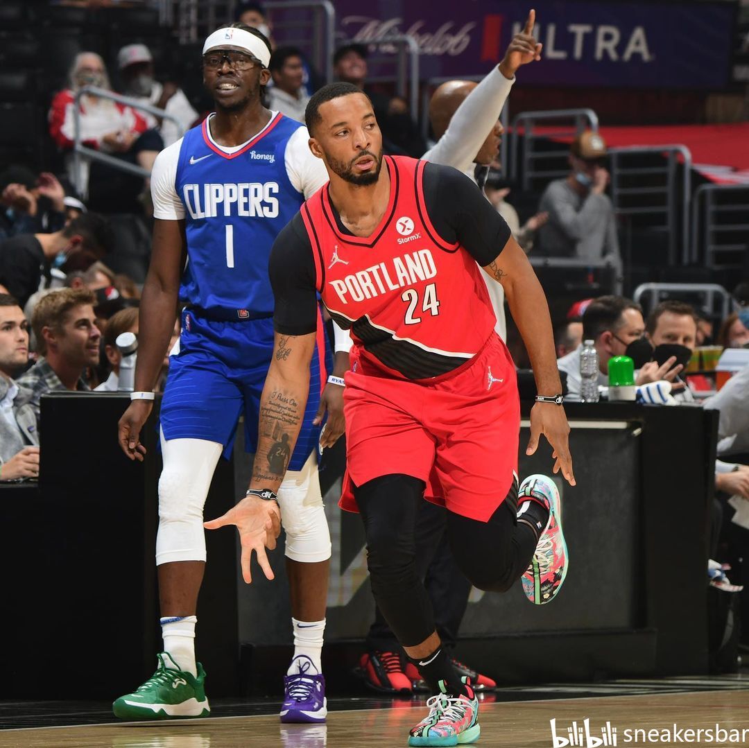 球迷们热议 球迷们热议