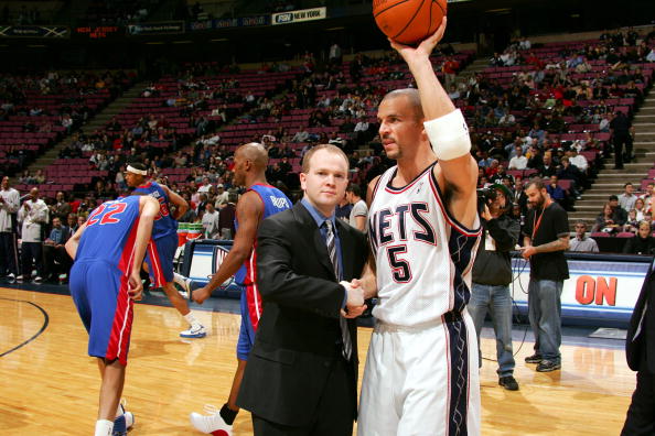 估球队场上 估球队场上