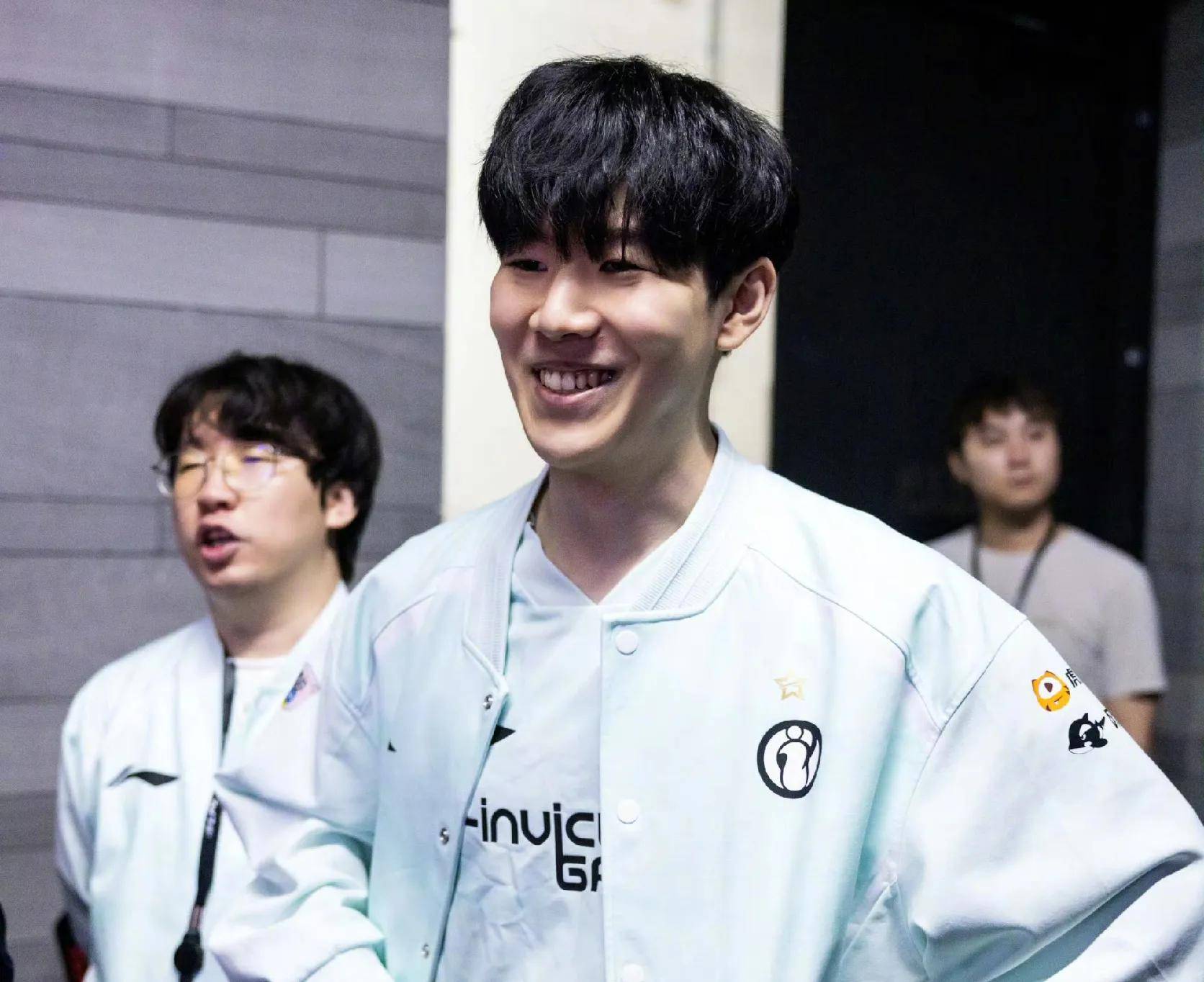 巴图姆此举 巴图姆此举